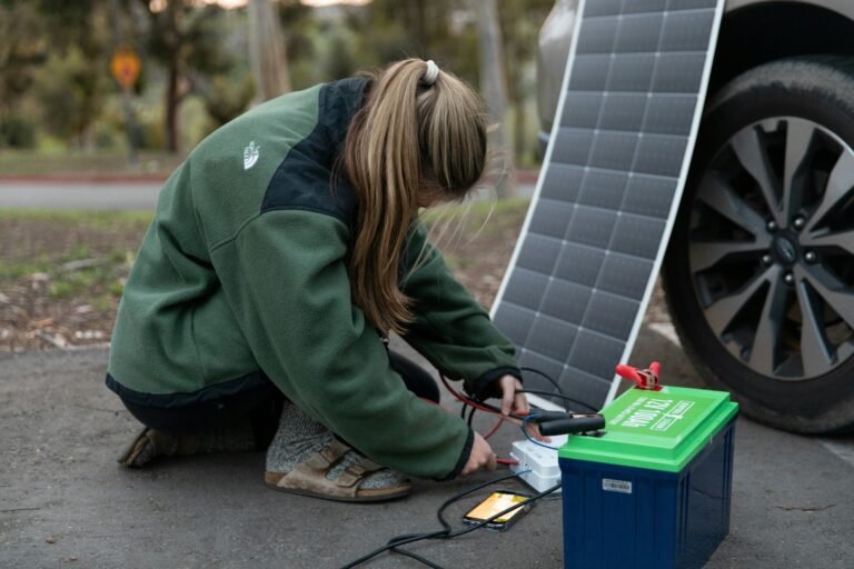 Solar Batteries Explained: Lifespan, Cost, and Best Options in 2025